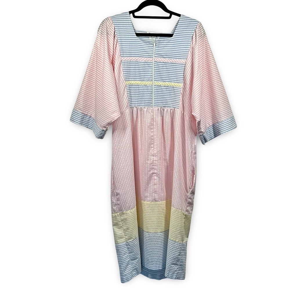 Styled by Saybury Vintage Seersucker House Dress Size Large Trad Wife Cottage‎